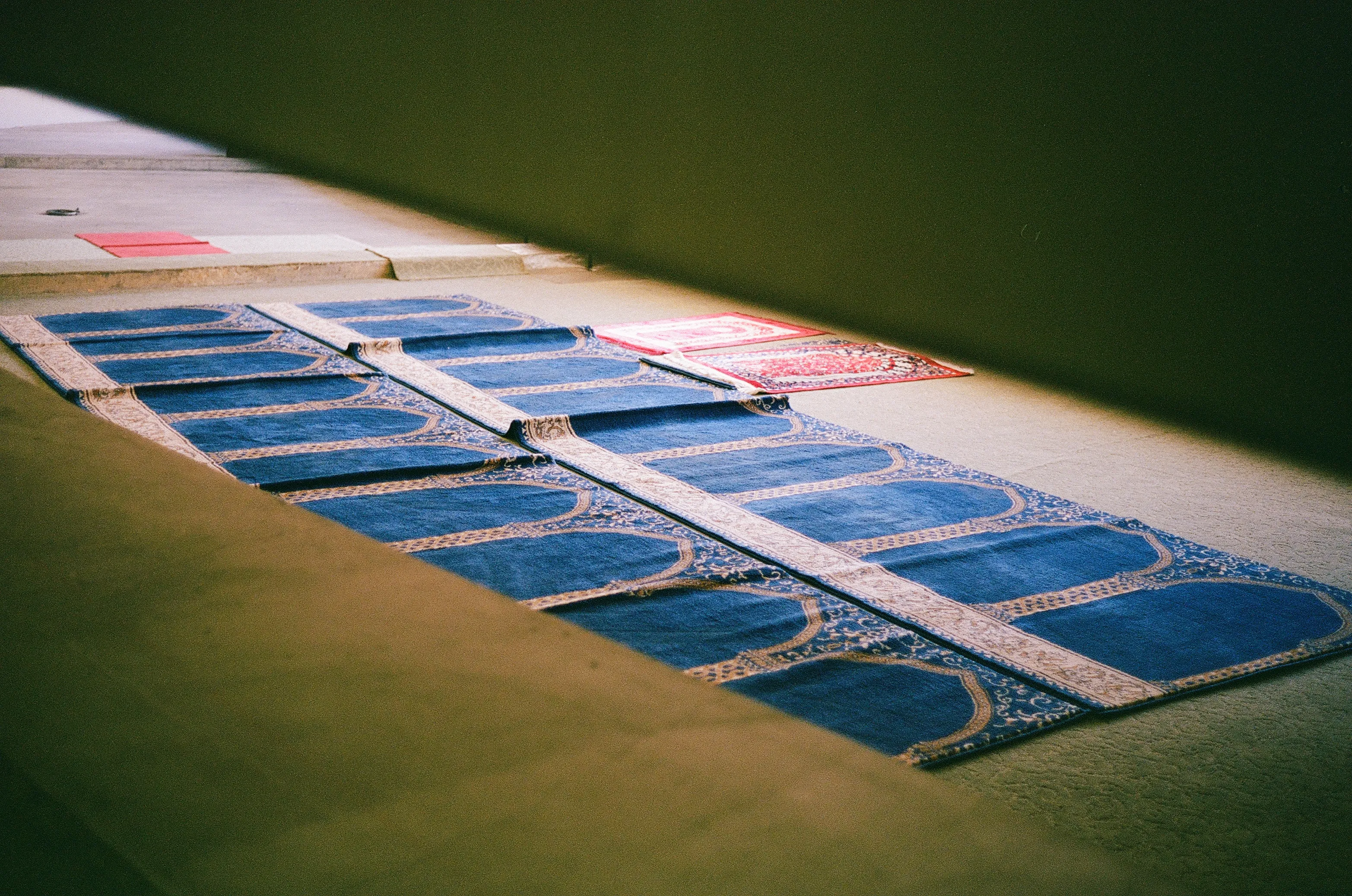 Prayer hall back